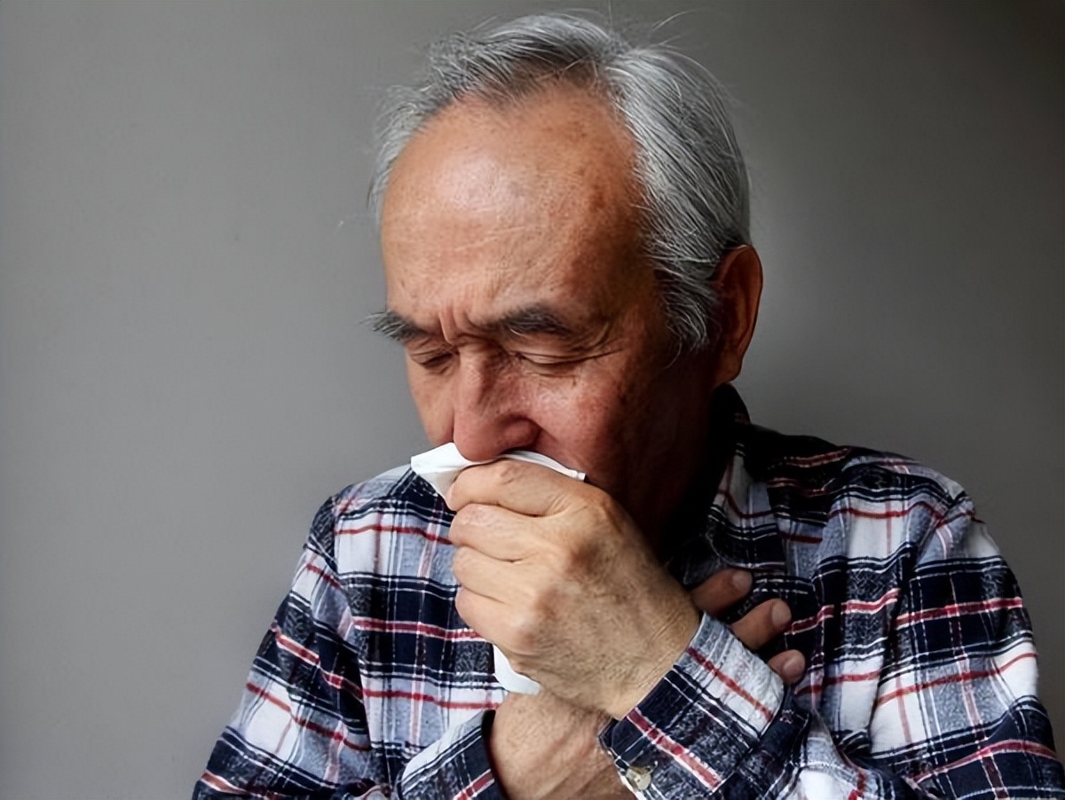 肺部出问题喉咙先知,肺部有病哪里先知