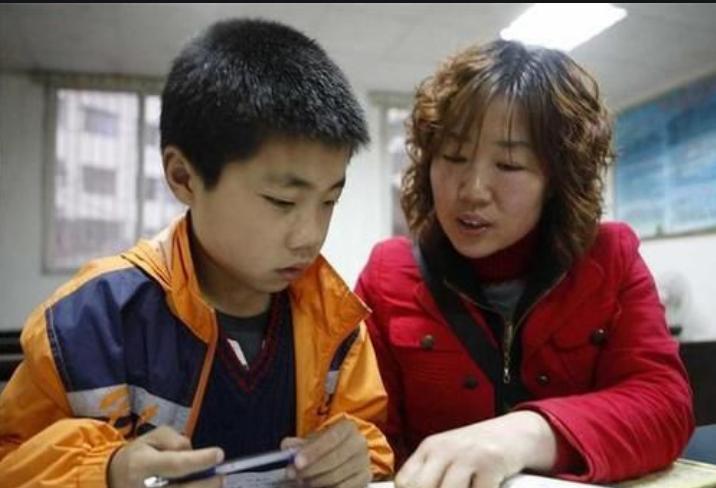 背不下来书一遍抄一遍能记下吗,背不出课文抄10遍犯法吗