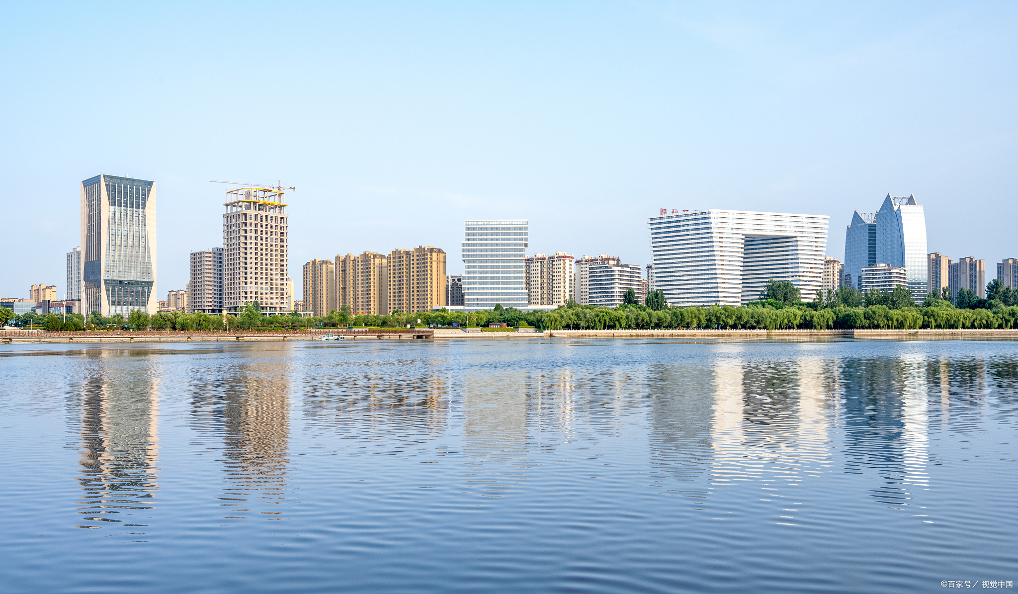 北京小伙在鹤壁一次性买了8套房,男子10万元在鹤壁买8套房