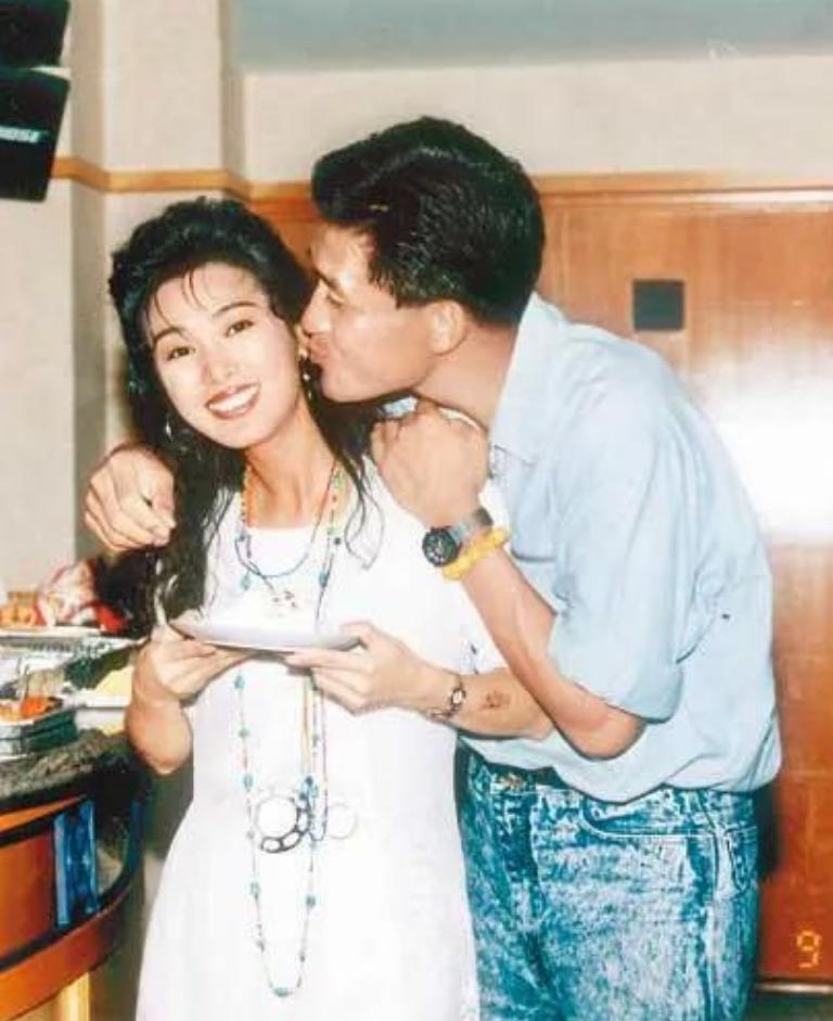 尹志强和米雪,尹志强比米雪大多少岁