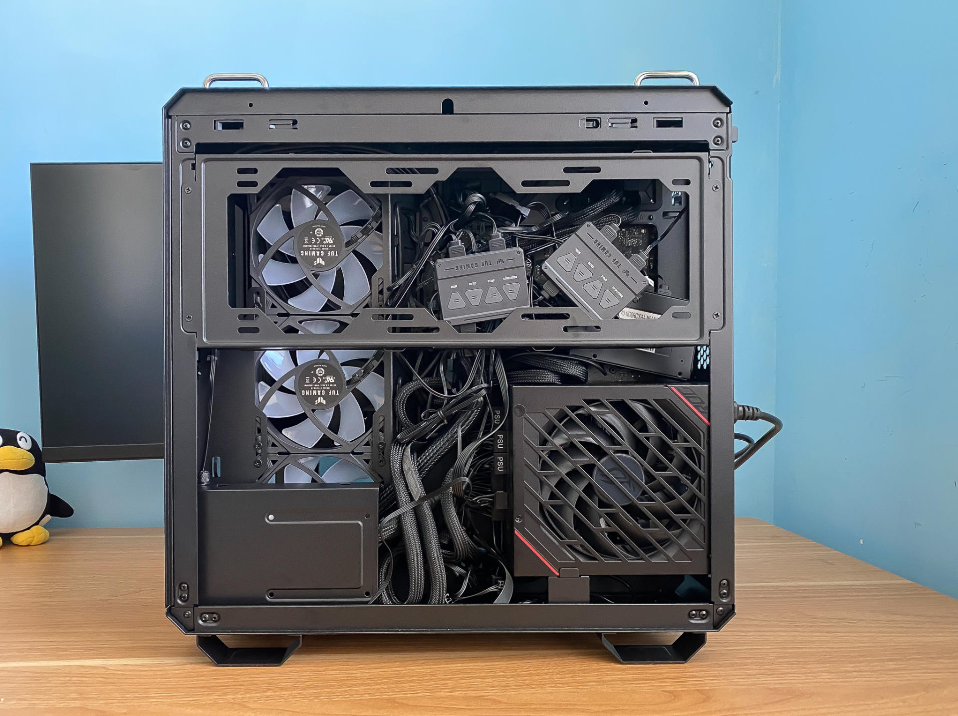 华硕tuf502机箱评测,tuf502弹药库风道布置教程