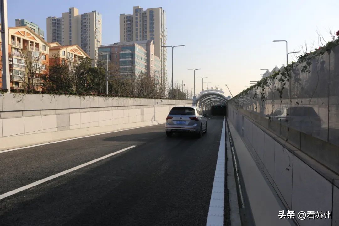 金鸡湖隧道动工时间,金鸡湖隧道通车时间