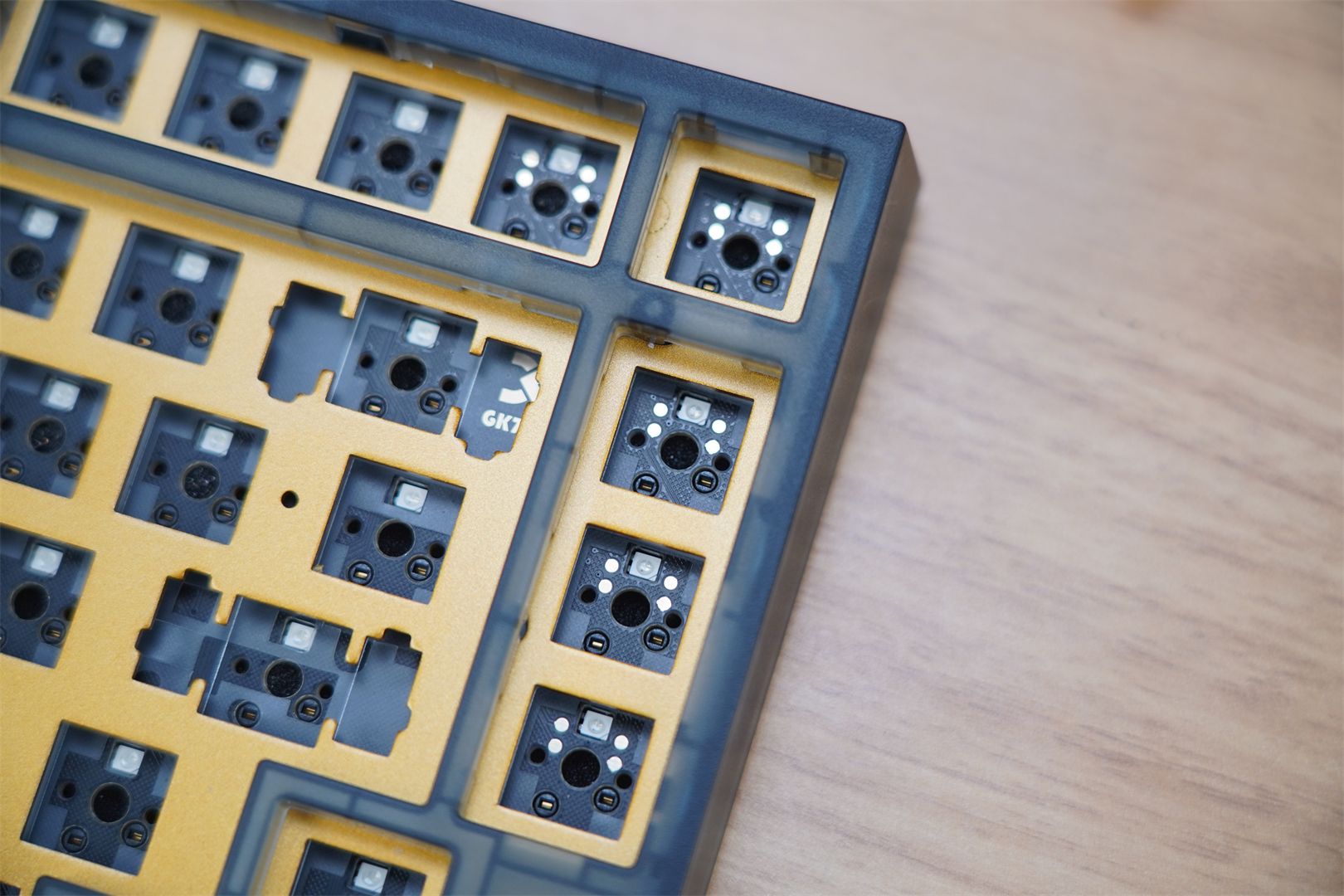 小呆虫gk75品控怎么样,小呆虫gk75怎么把键盘灯关了