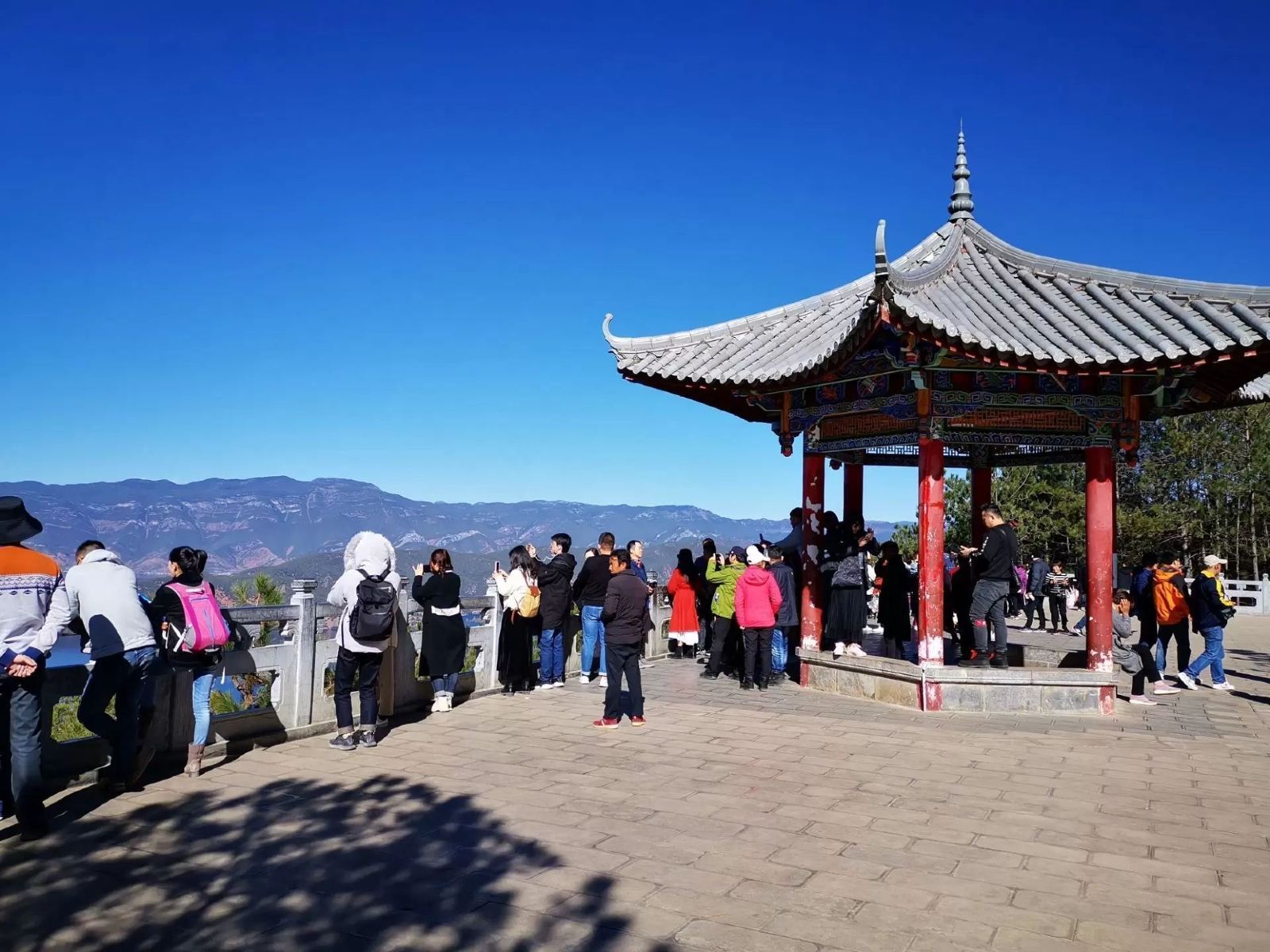 云南旅游景点主要有哪些景区,云南可以玩的旅游景点排名前十大