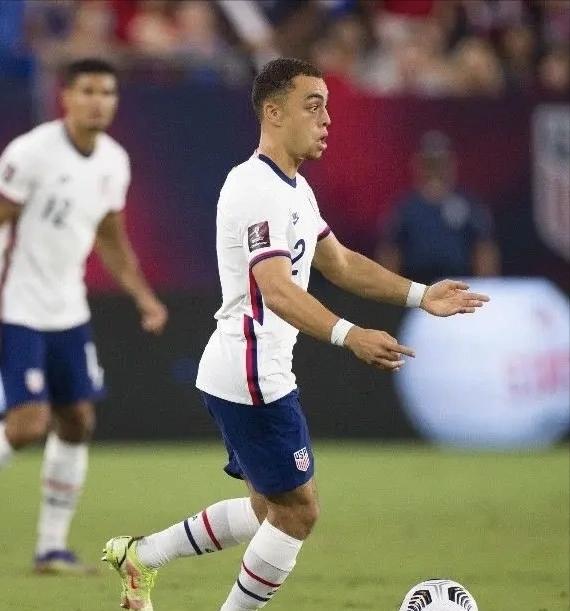 美国足球十大经典阵容,山姆大叔评nba历史地位