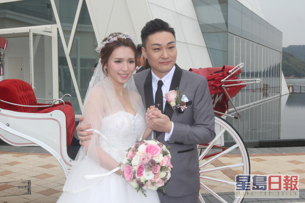 香港42岁女因注射疫苗后异常死亡,香港一女子注射玻尿酸死亡