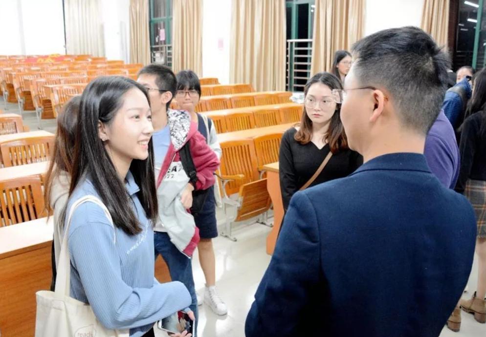 未来最吃香的三个铁饭碗,明年起铁饭碗更铁了这三种职业