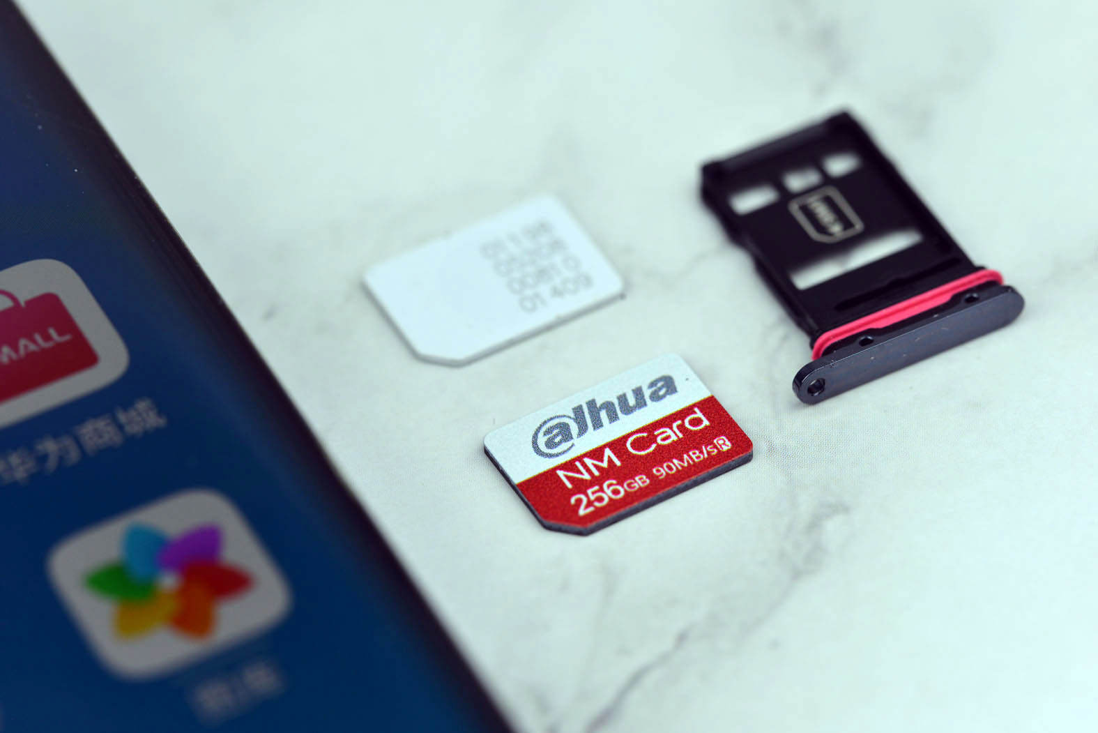 华为手机内存不够用?不用换手机内存翻倍,大华NM存储卡轻松解决