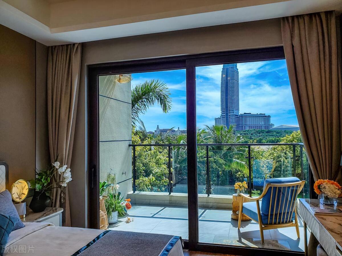 系统窗铝的材质有几种,系统窗铝合金和断桥铝