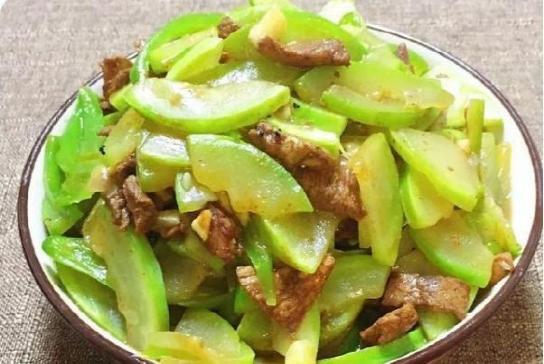 入秋之后要多吃西葫芦,西葫芦和什么蔬菜搭配绝佳