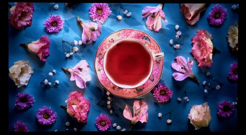 大屏幕护眼电视,海信激光电视80d9h80英寸测评