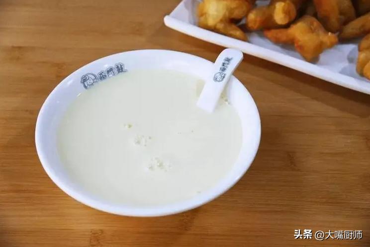 打豆浆时怎么泡豆子好吃,豆子怎样泡打豆浆才能打得更细