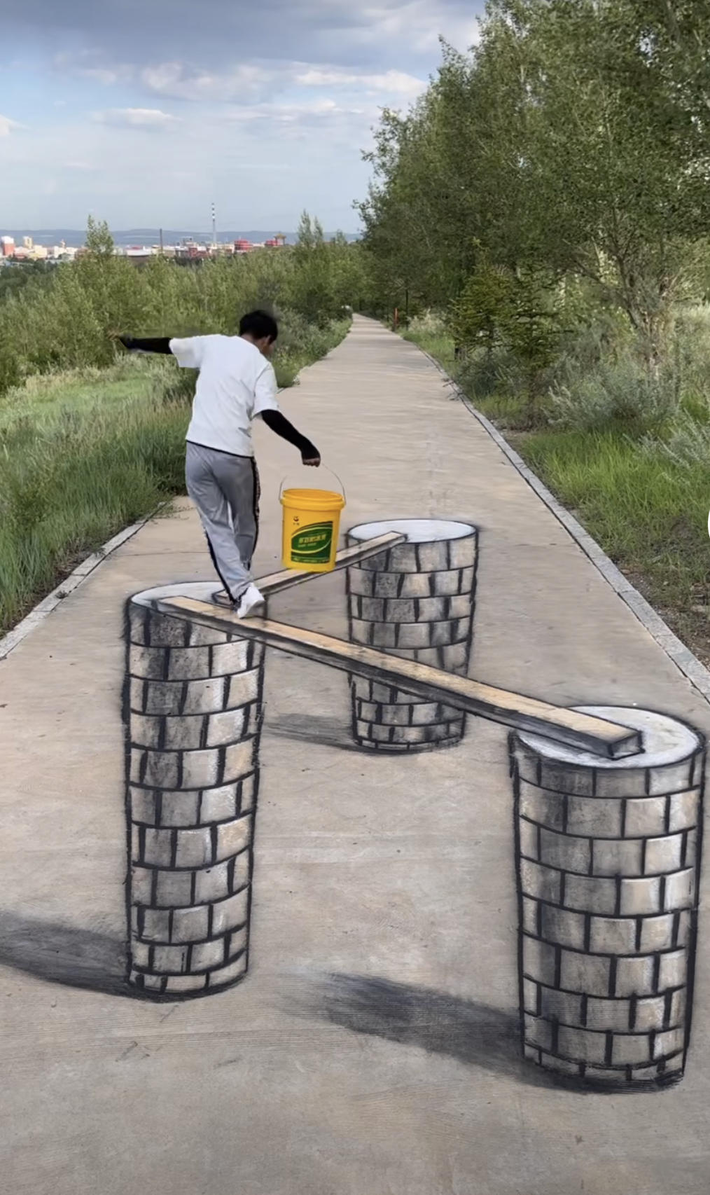 90后网红画家,一年赚200万的网红画