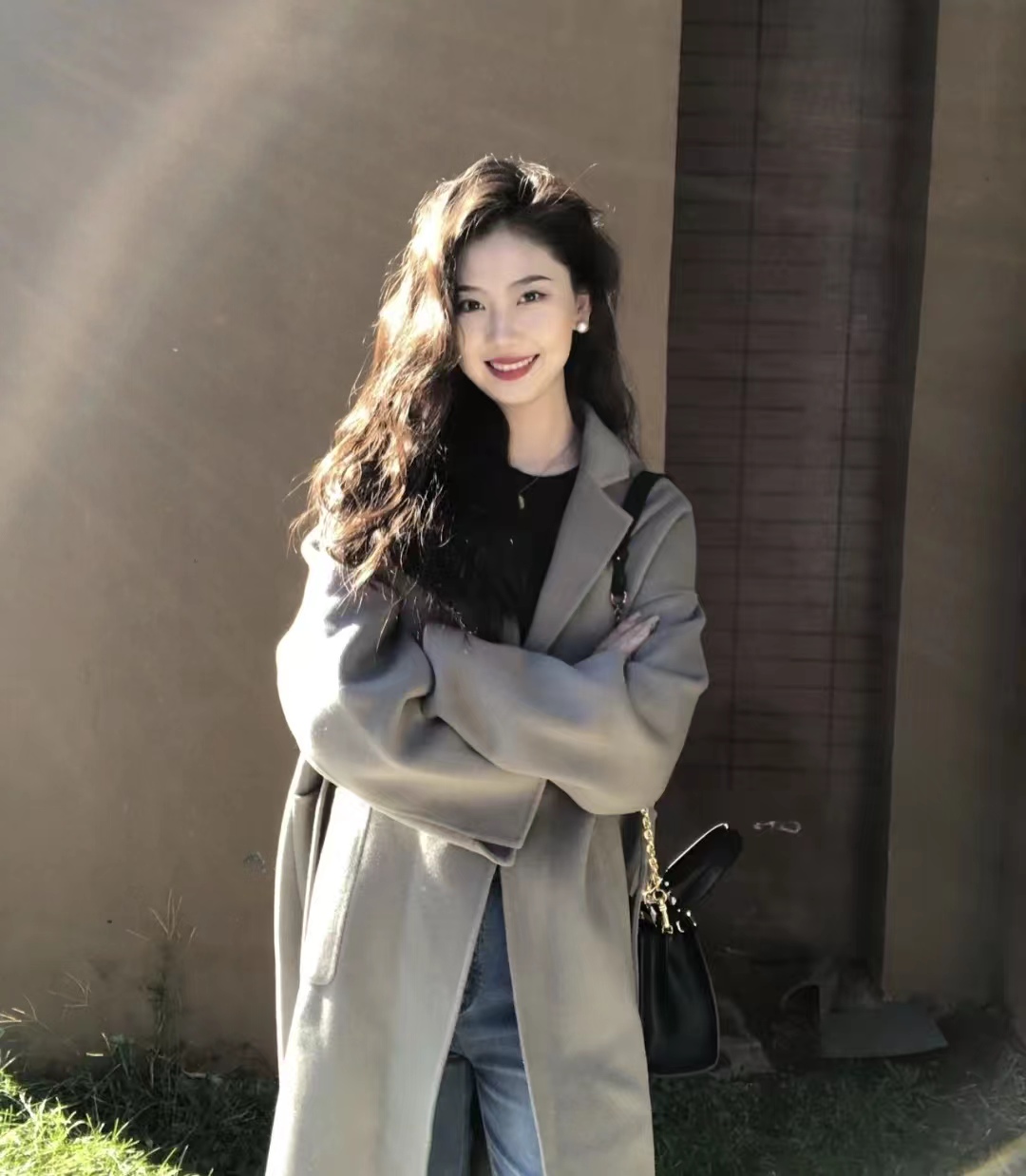 中款深灰色大衣怎么搭配好看,maxmaralabbro灰色大衣