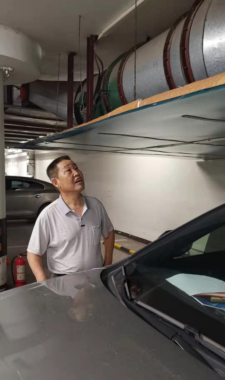 天有一双手——记军休干部吴建德义务为民服务11年