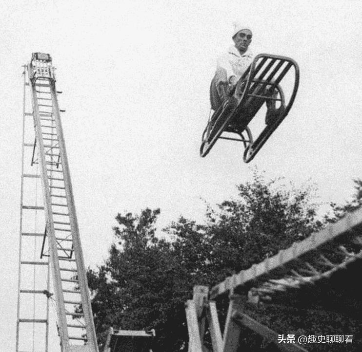 纳粹德国屠杀犹太女人,变态纳粹