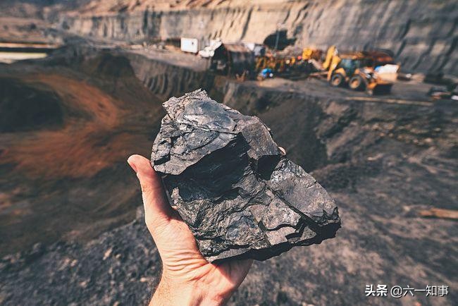 鄂尔多斯“黑金”往事，煤老板喋血街头，道义放两旁，利字摆中间