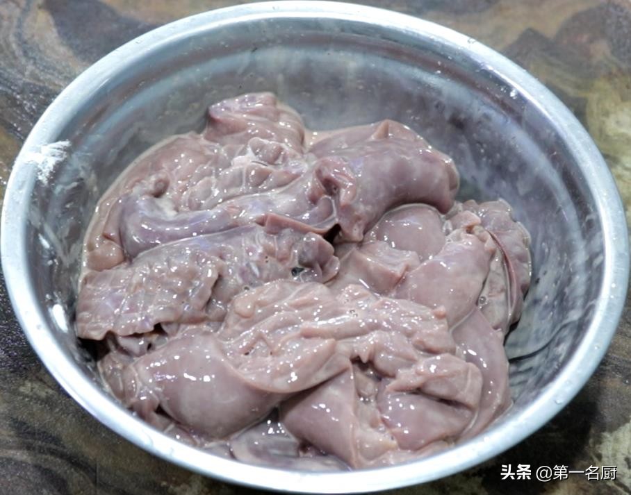 男人在生活中吃什么会更健康,建议男人别太节俭多吃这5种食物