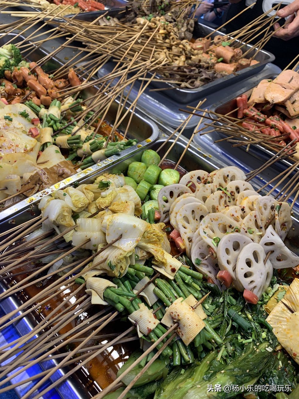 重庆现在最火夜市,重庆夜市人气