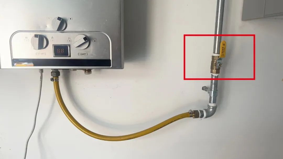 燃气自闭阀上的小阀门怎样使用,燃气阀门使用年限