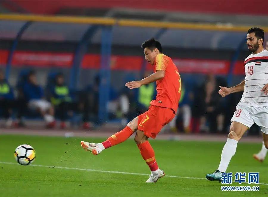 中国队23人名单李霄鹏,李霄鹏国足52人集训名单公布