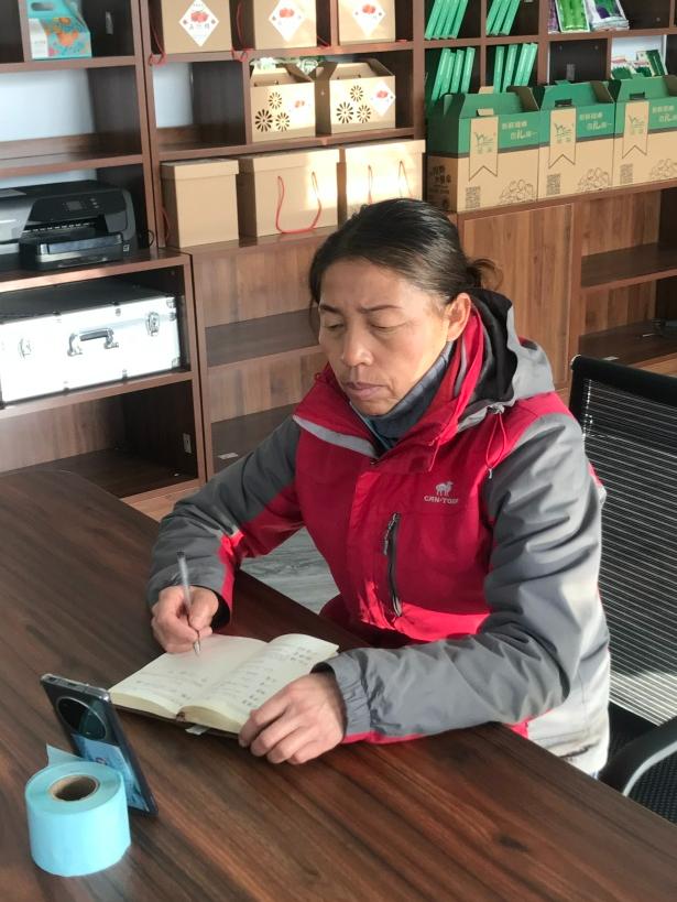 妇联宣讲学习贯彻二十大精神,社区妇联开展学习党的二十大精神