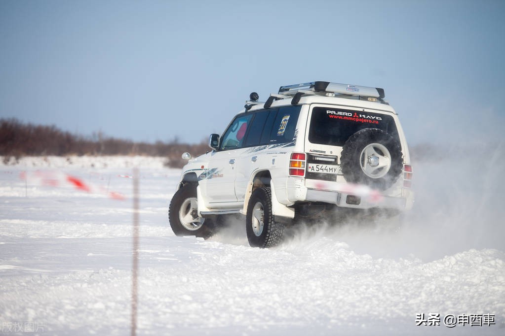 三菱帕杰罗2022款mini,三菱帕杰罗2024试驾