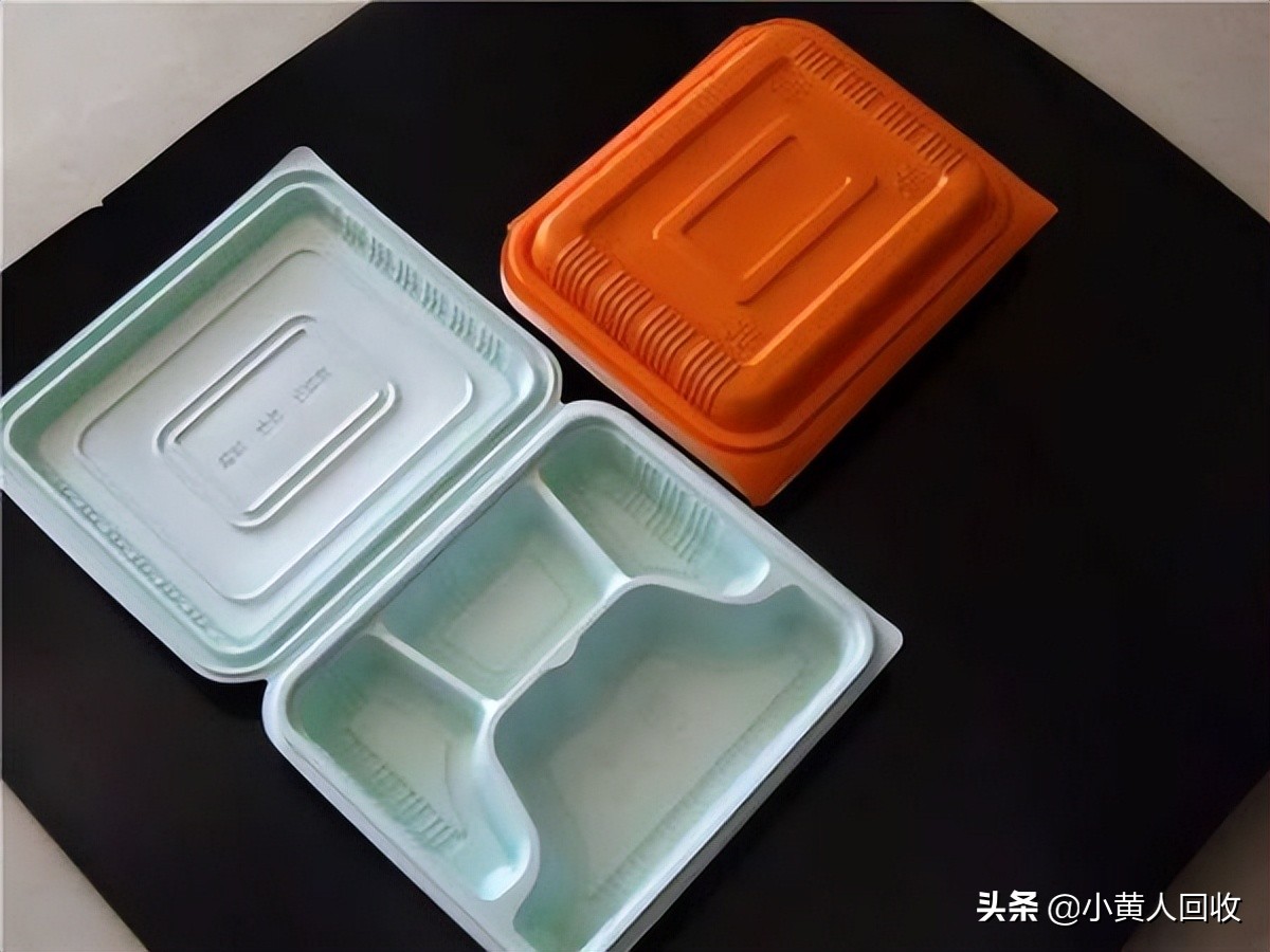 废品回收行业靠啥赚钱？并不是简单凭差价，不信看看下面这几点