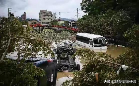 日本发生7.4级地震海啸现场直播,海啸里氏震级多少以上