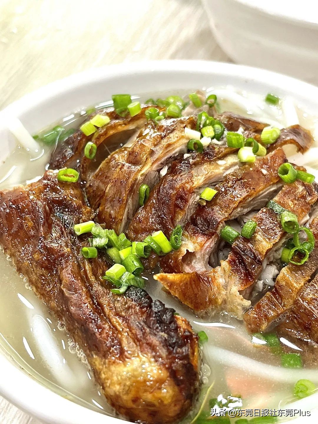 东莞最出名的烧鹅店在哪,广东东莞烧鹅店