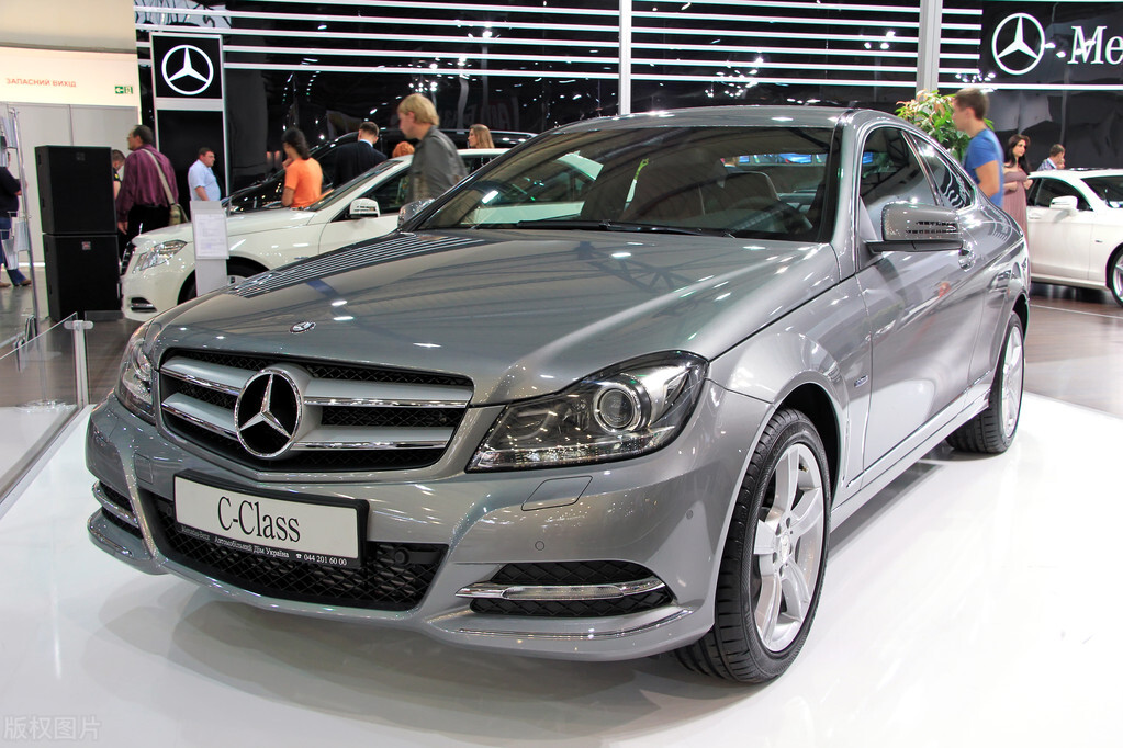 市面上最受欢迎的车是哪一个品牌,豪华品牌车小型车推荐哪款