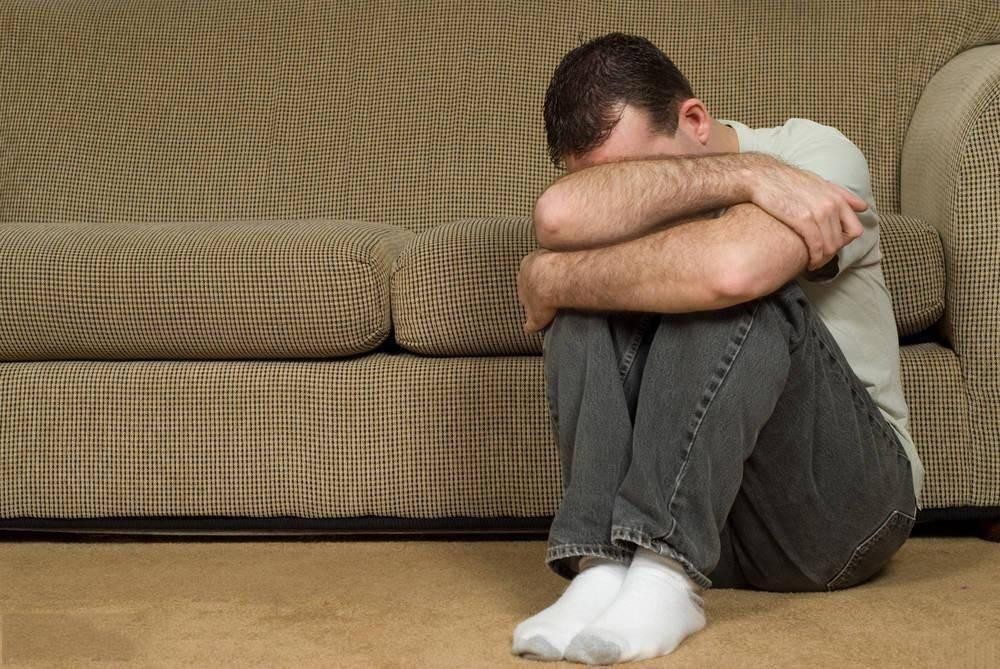 “她”切除了阴茎和*丸睾**，却成了“太监”，变性和阉是一回事儿？