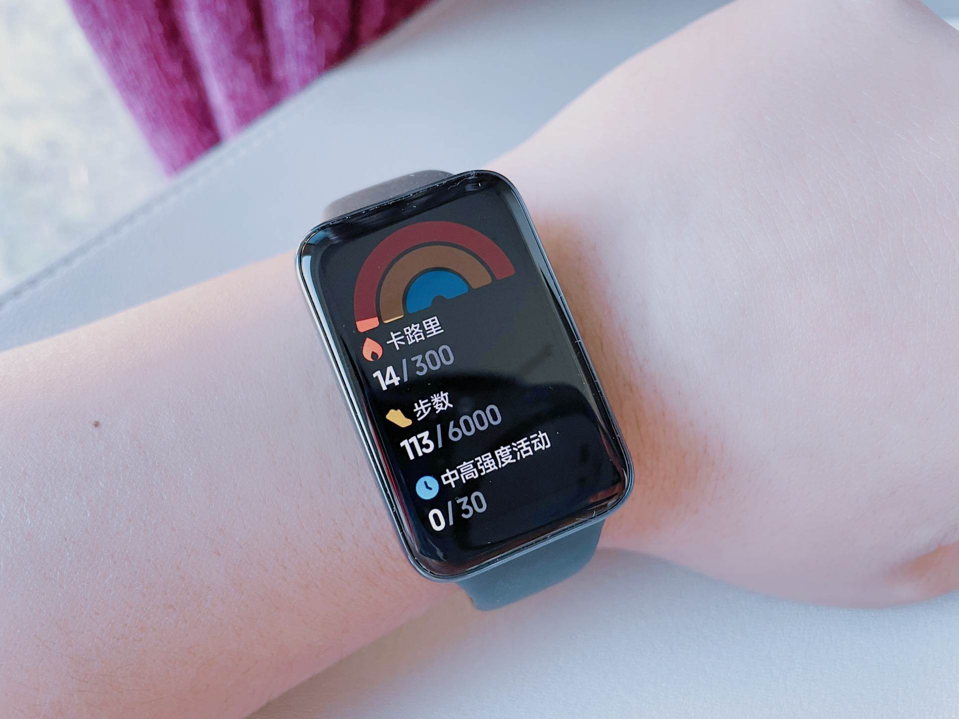 小米手环7pro标准版运动测评,华为7手环和小米7pro手环哪个更好