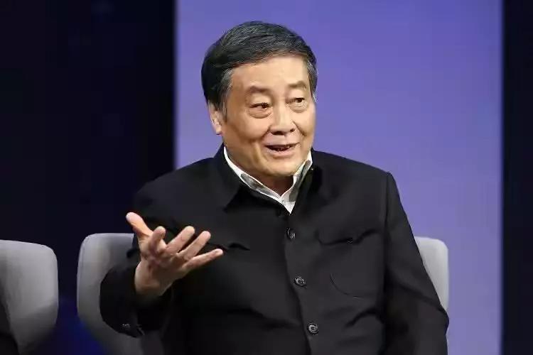 他曾是身家1600亿的中国首富,67岁中国首富