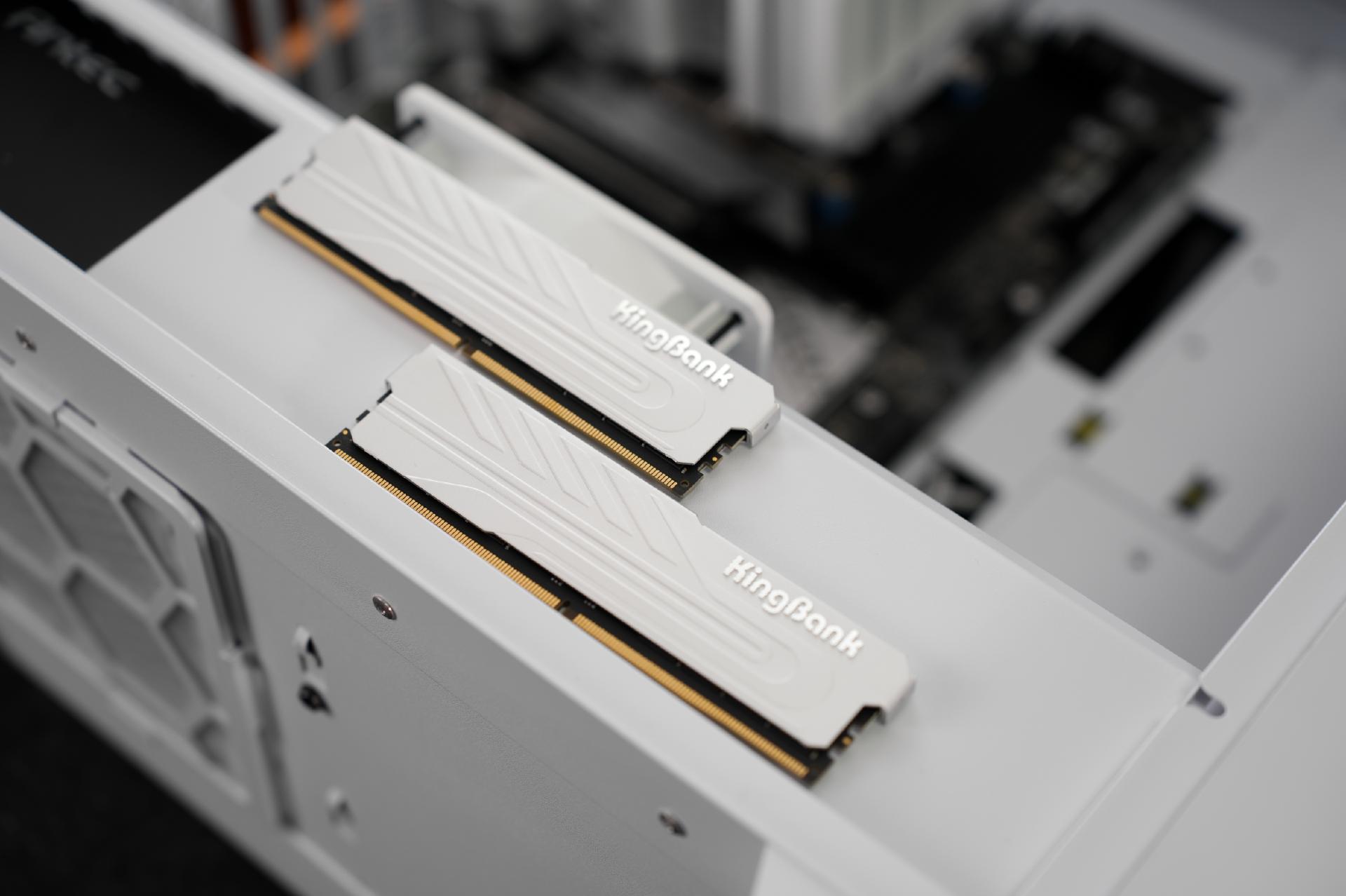 技嘉小雕b760ddr4,技嘉b760m小雕讲解