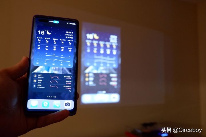 手机就可以投屏,为啥还要买个电视盒子?爱奇艺电视果6使用体验