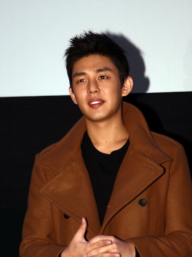 刘亚仁吸毒颁奖视频,刘亚仁分别是靠什么获得影帝视帝