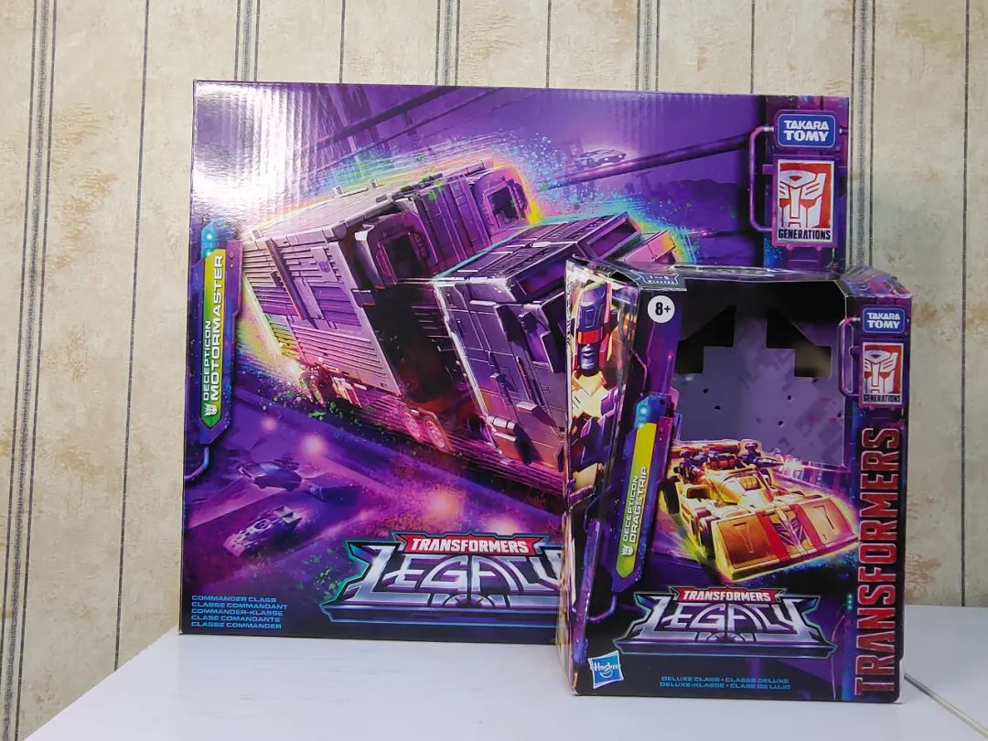 合体嘛，不寒碜——传世指挥官级汽车大师开箱测评