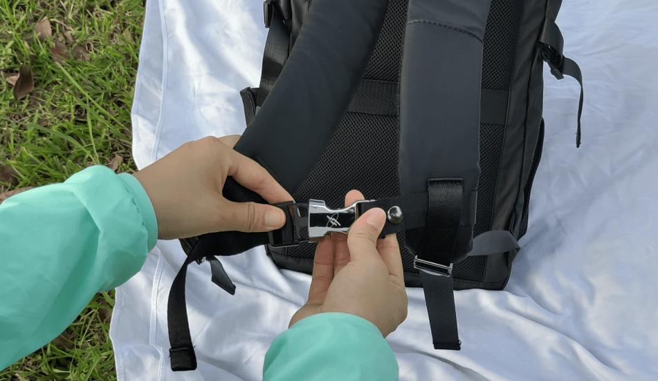 旅行散心，不仅要准备好心情，更要带上光影行星宙斯双背包