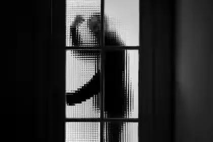 吉林一高校00后男生强行与酒醉女同学发生关系，女生因窒息死亡