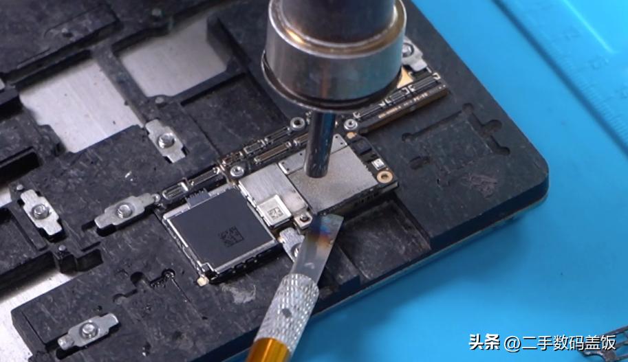 某宝翻新手机,iphone手机寄修