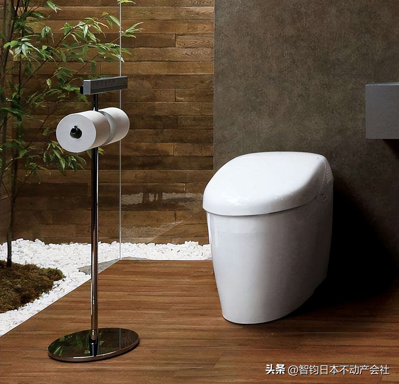 日本为什么从小就用智能马桶,能源匮乏的日本为什么没普及电车
