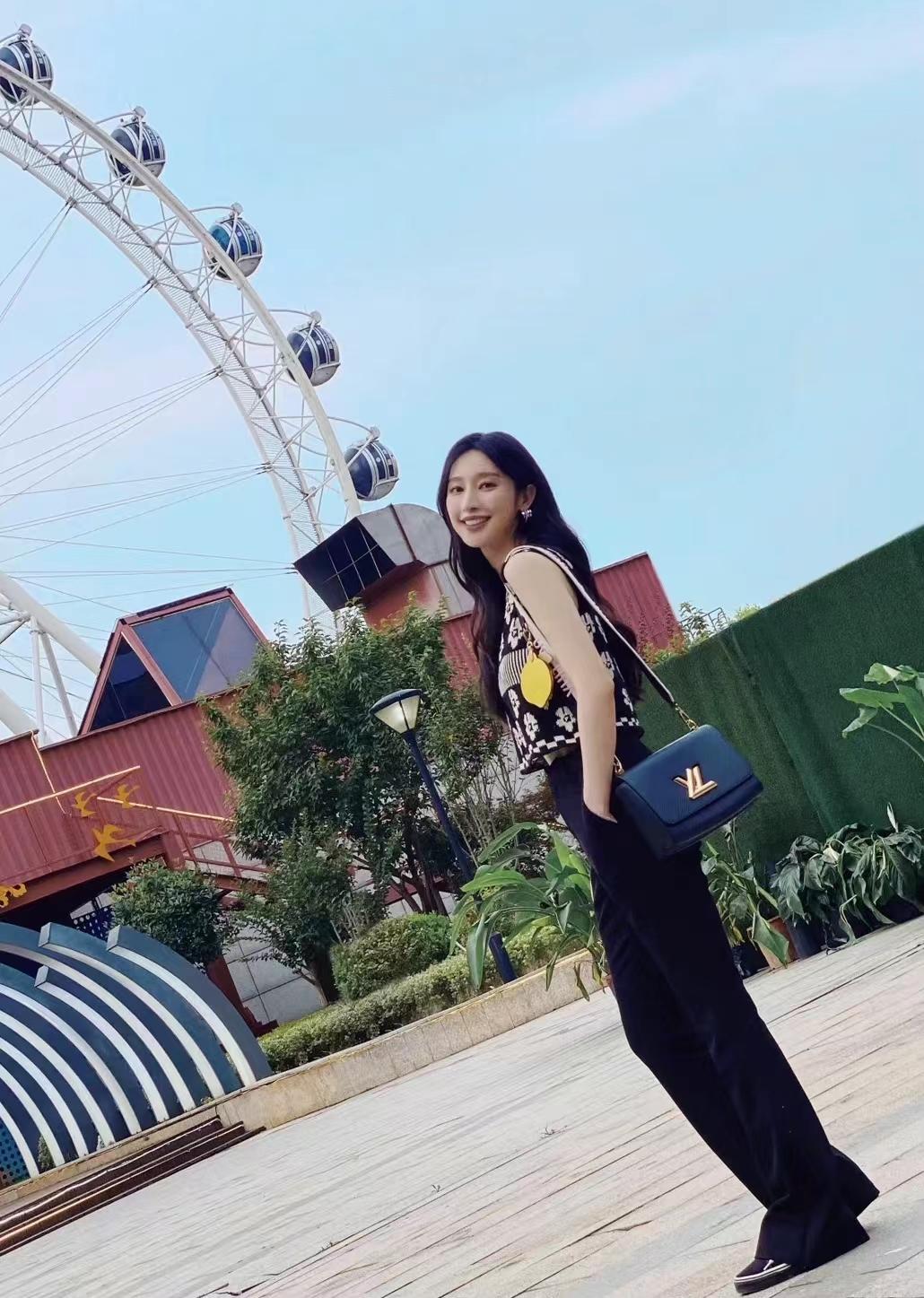 肯豆和mai撞衫,肯豆撞衫周冬雨