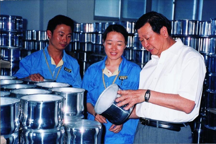 国货之光苏泊尔遭遇中年危机,苏泊尔目前处境