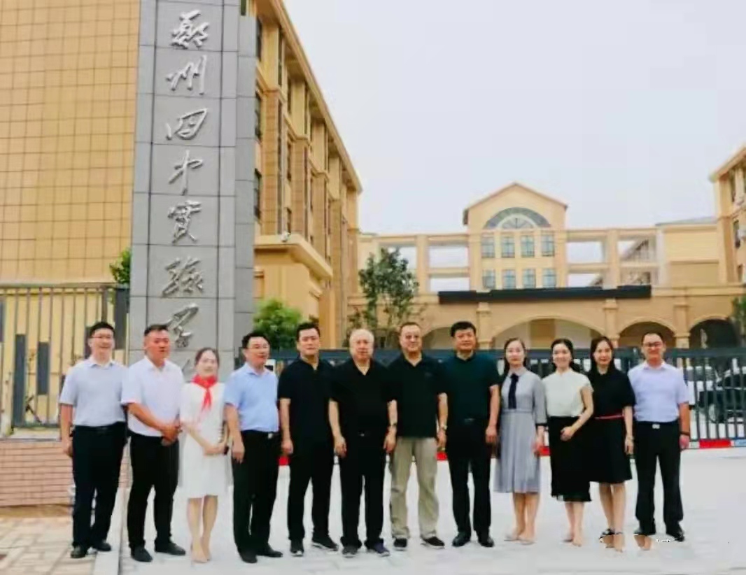 吴善柳和唐尚珺的智商谁更聪明,吴善柳和唐尚珺都是钦州人吗