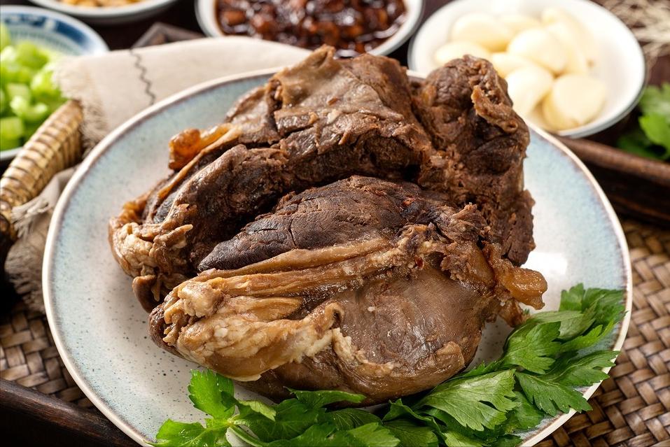 做酱牛肉记住3步,做酱牛肉焯水再腌制行吗