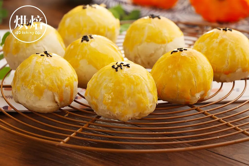 15块一个的蛋黄酥,平价好吃蛋黄酥