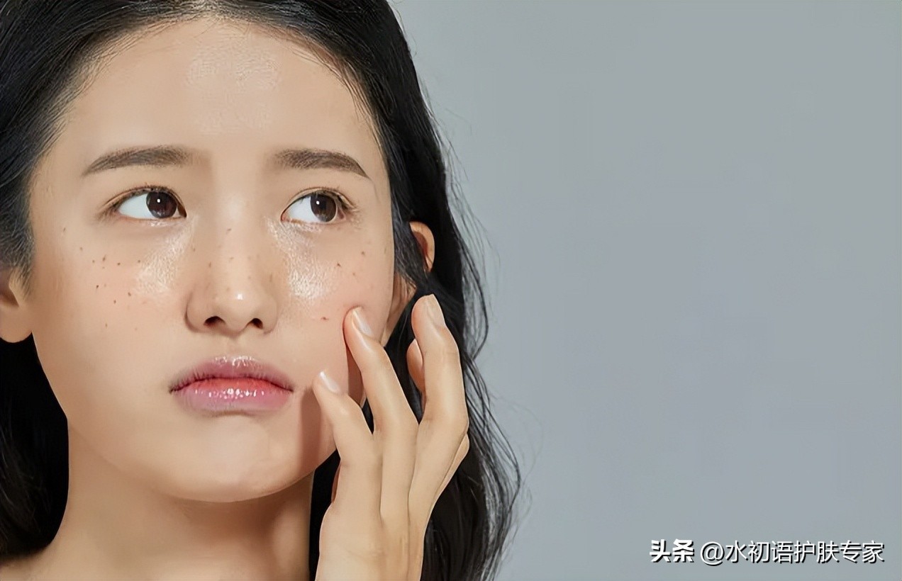 皮肤油毛孔粗大暗黄用什么护肤品,油皮毛孔粗大公认最好用的护肤水