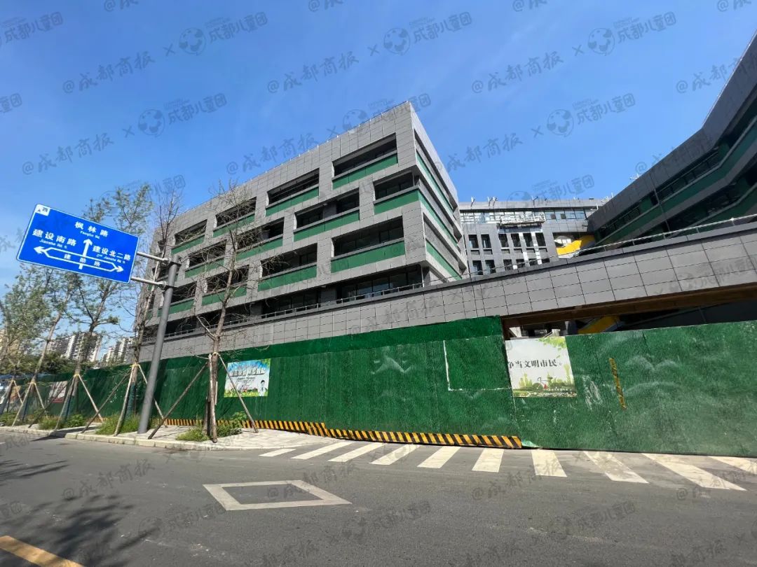探校丨投资近3亿，成都这所新小学修得咋样了