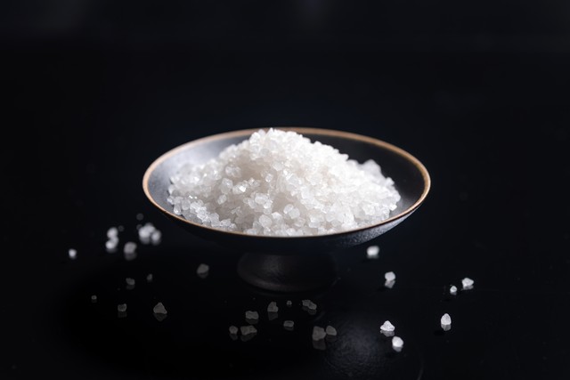 家庭健康小知识禁忌,家中放粗盐的危害